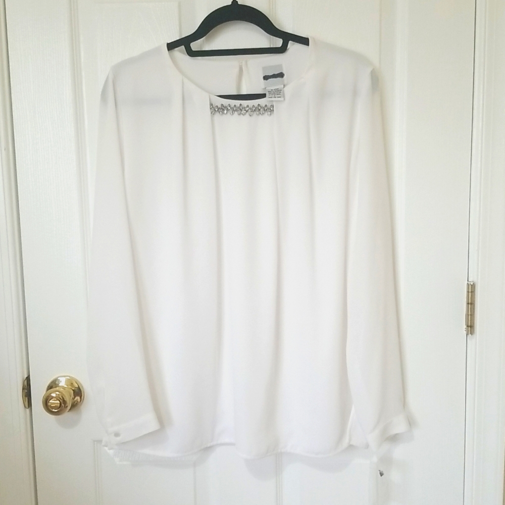 Snow White Cuffed Blouse